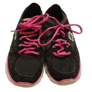 Sketchers relaxed fit, memory foam,  size 3.5 Pre-owned, Sneakers‎ Tennis Shoes